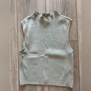 Babaton sea foam turtle neck tank top size small.